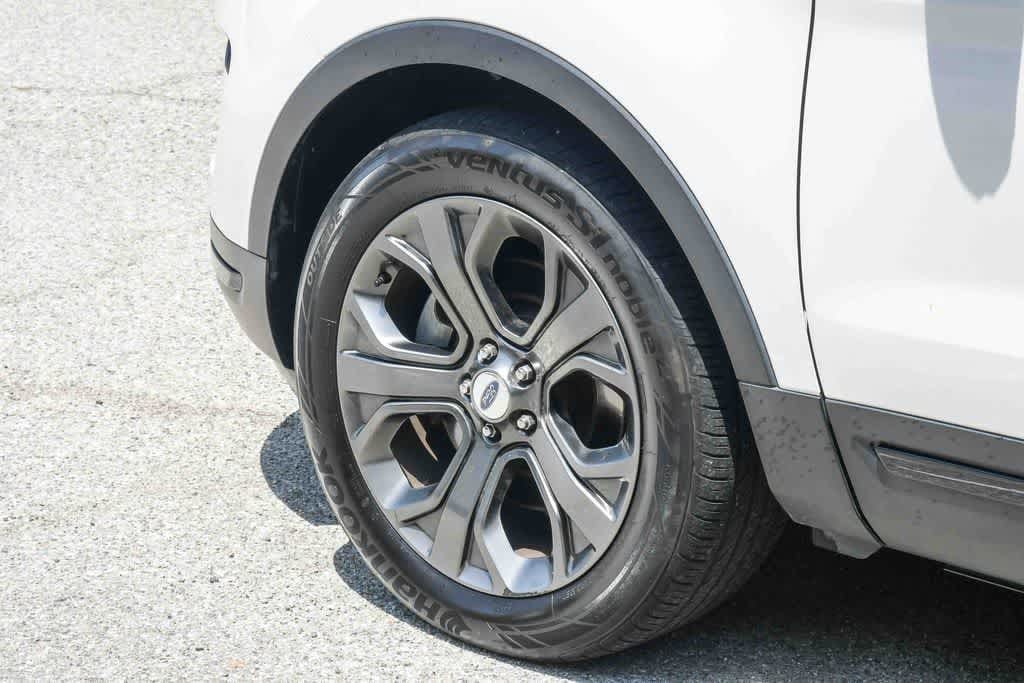 Thumbnail: 2018 Ford Explorer - 9