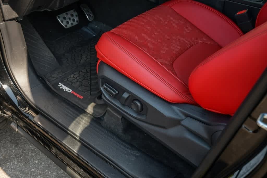 Thumbnail: 2025 Toyota Tacoma - 32