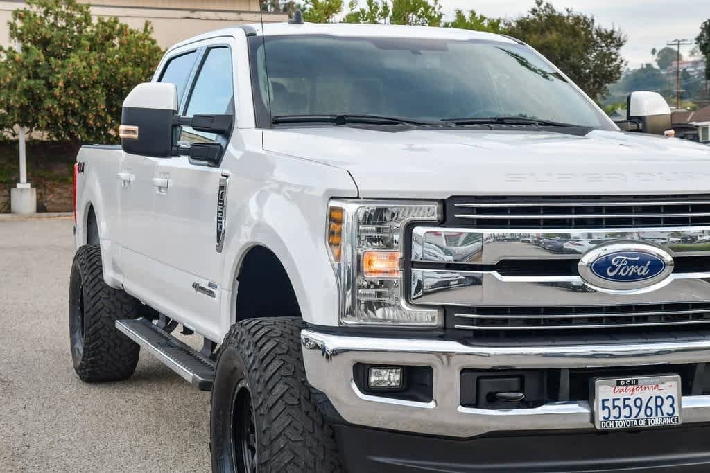 Used 2019 Ford F-250SD Lariat Truck
