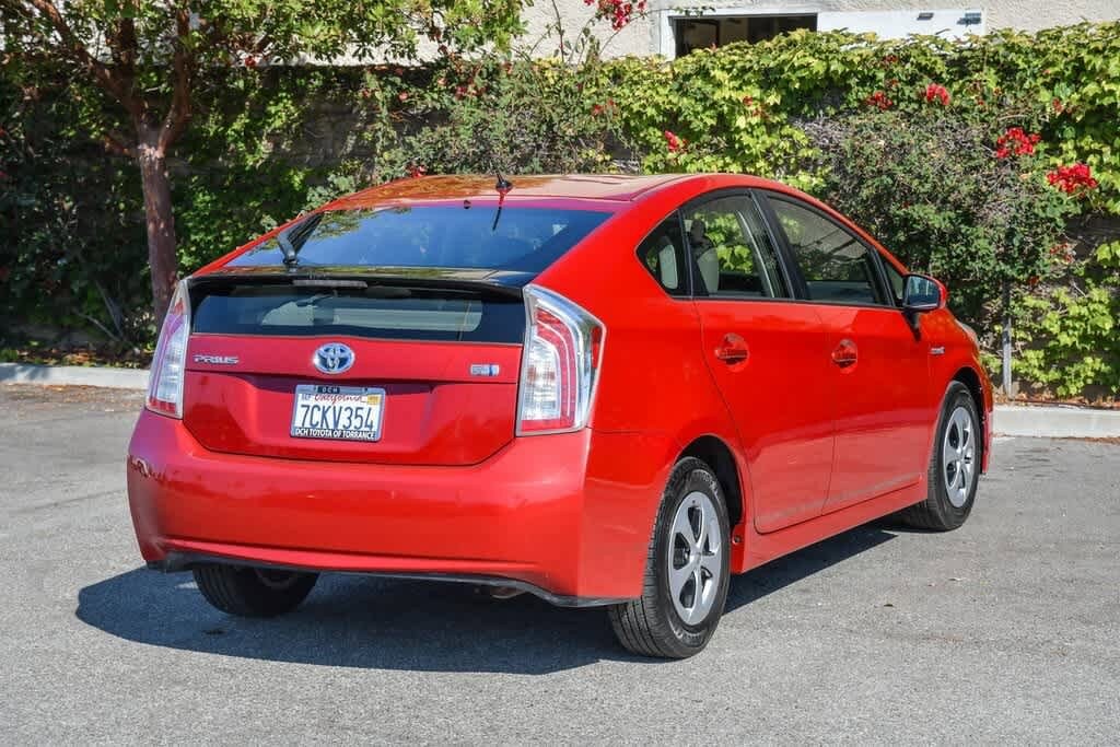 Thumbnail: 2013 Toyota Prius - 6