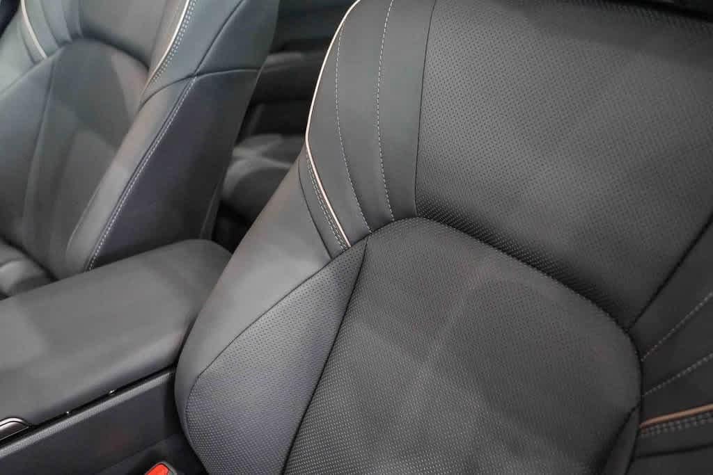 Thumbnail: 2025 Toyota Crown Signia - 26