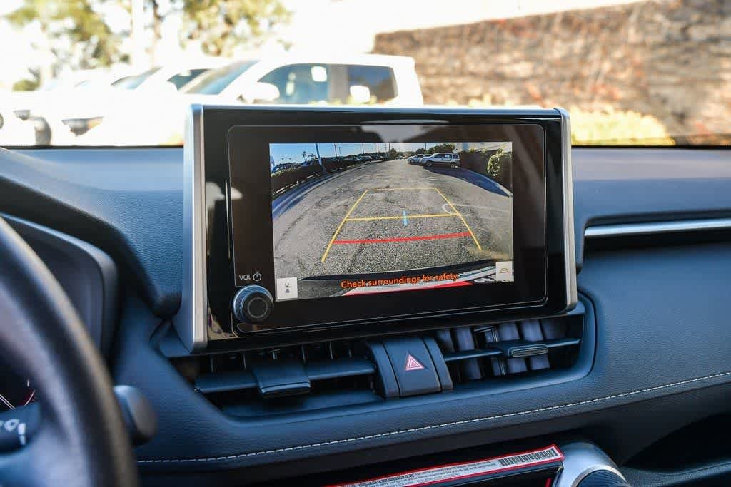 Thumbnail: 2025 Toyota RAV4 - 25