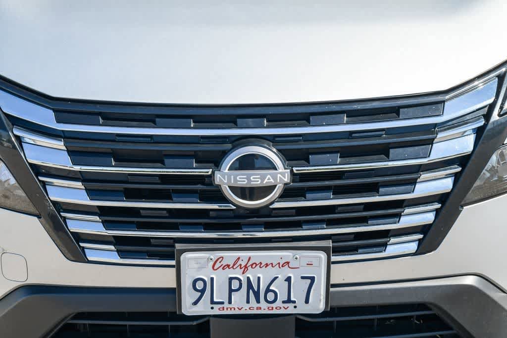 2024 Nissan Rogue S photo 4