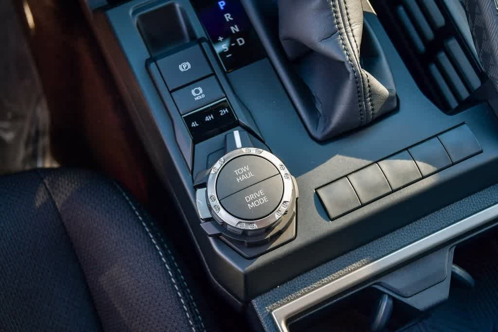 Thumbnail: 2025 Toyota 4Runner - 26