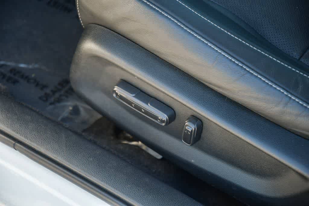 Thumbnail: 2020 Honda Insight - 19