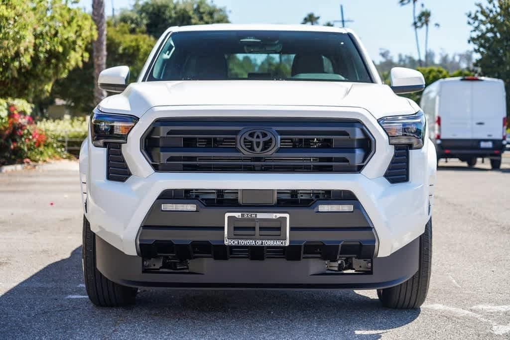 Thumbnail: 2025 Toyota Tacoma - 4