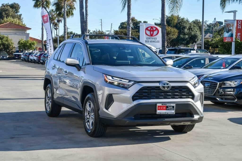 Thumbnail: 2025 Toyota RAV4 - 3