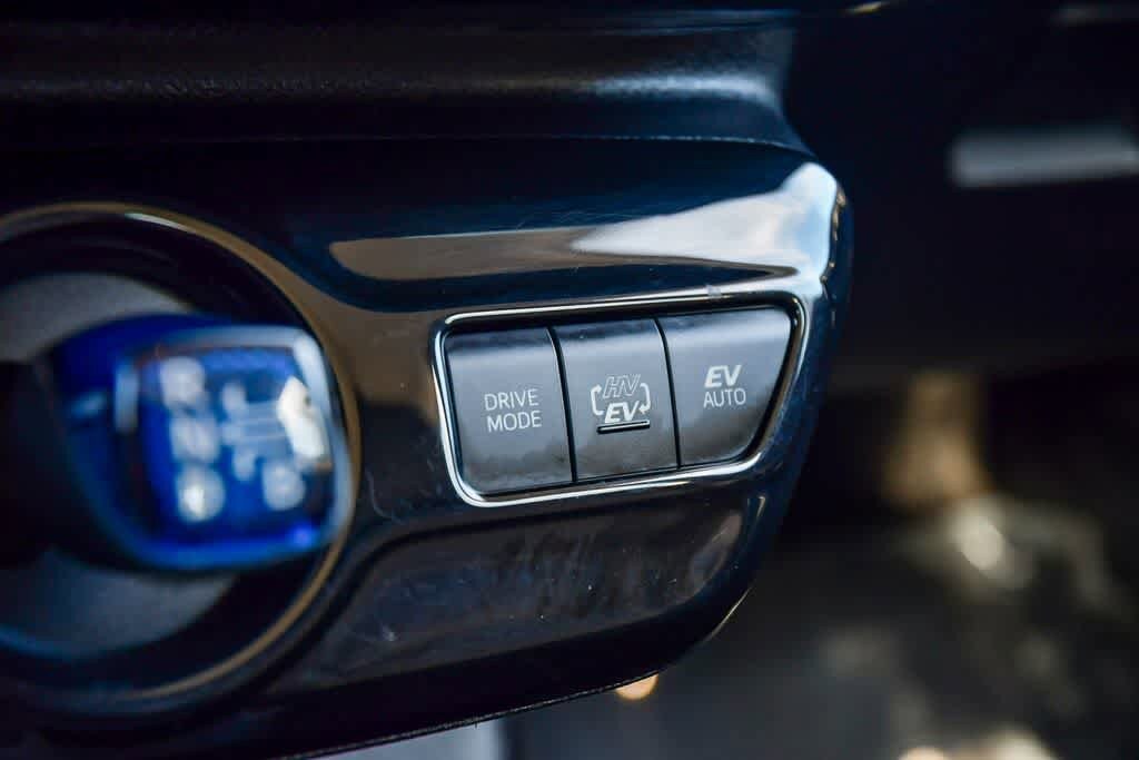 Thumbnail: 2019 Toyota Prius Prime - 24