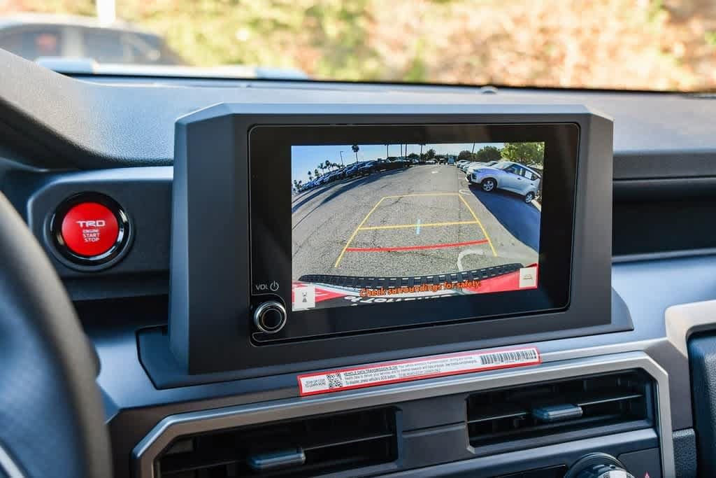 Thumbnail: 2025 Toyota 4Runner - 31