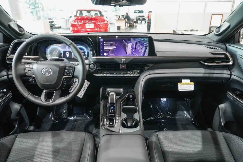 Thumbnail: 2025 Toyota Crown Signia - 12