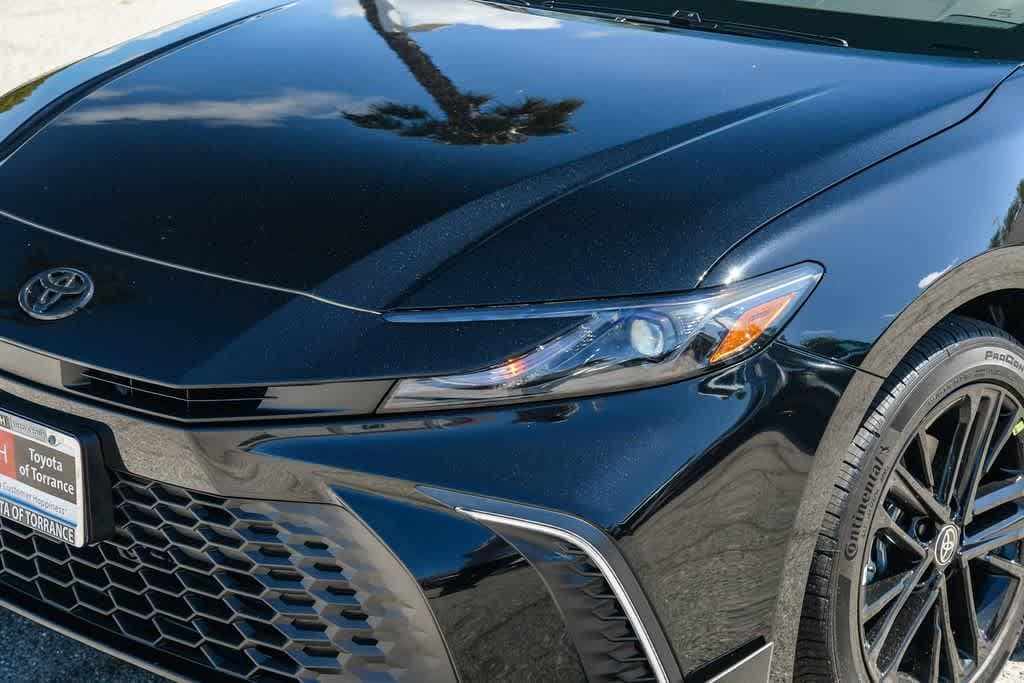 Thumbnail: 2026 Toyota Camry - 5