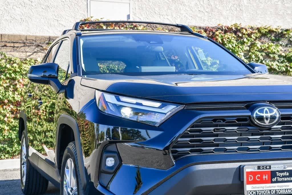 Thumbnail: 2025 Toyota RAV4 - 4