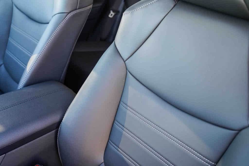 Thumbnail: 2025 Toyota RAV4 - 26