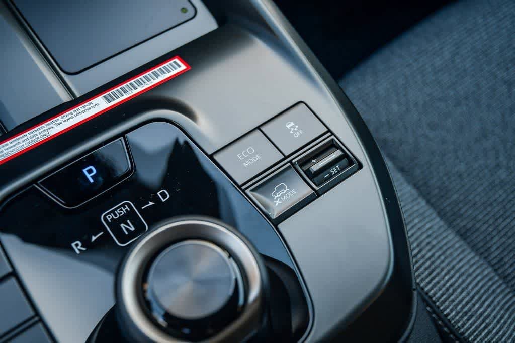 2026 Toyota bZ XLE - Photo 23