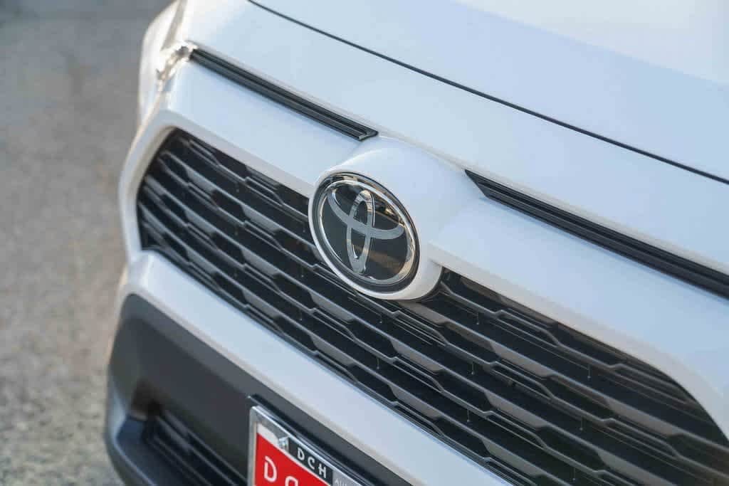 New 2025 Toyota RAV4 LE SUV