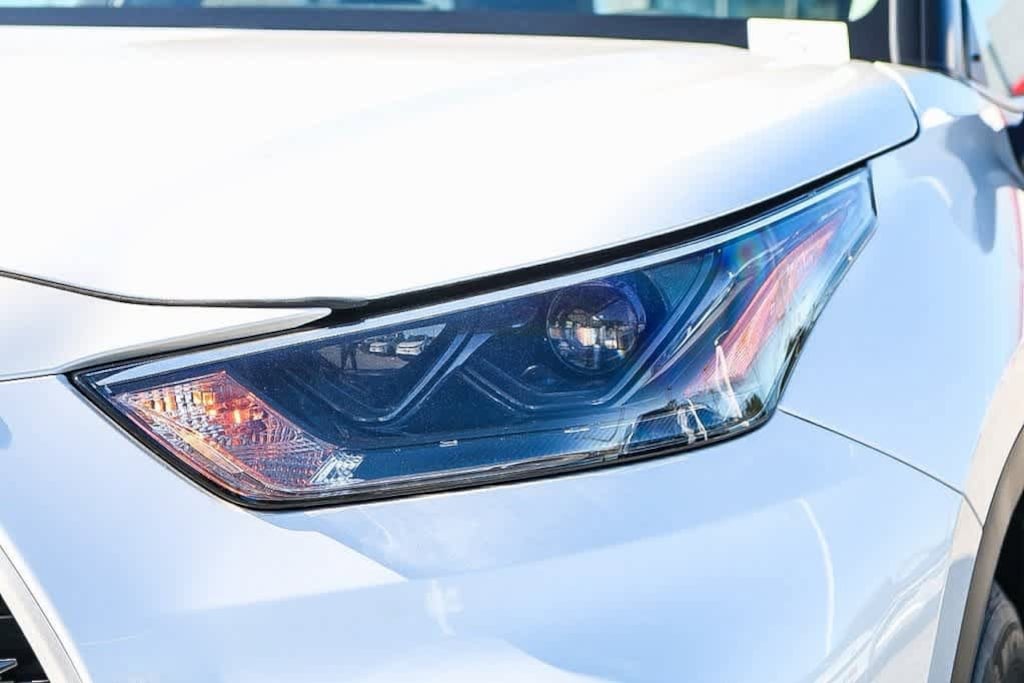 New 2026 Toyota Highlander XLE SUV