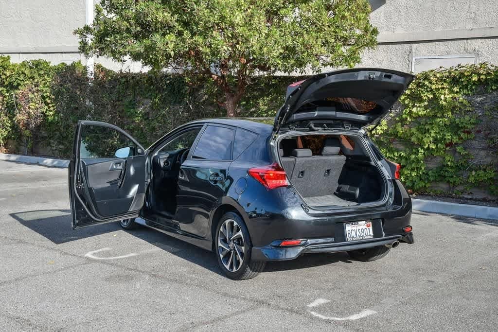 Thumbnail: 2018 Toyota Corolla iM - 25