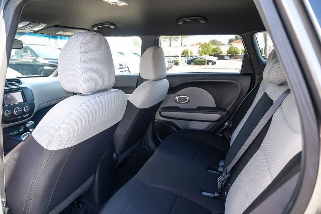 Thumbnail: 2016 Kia Soul - 18