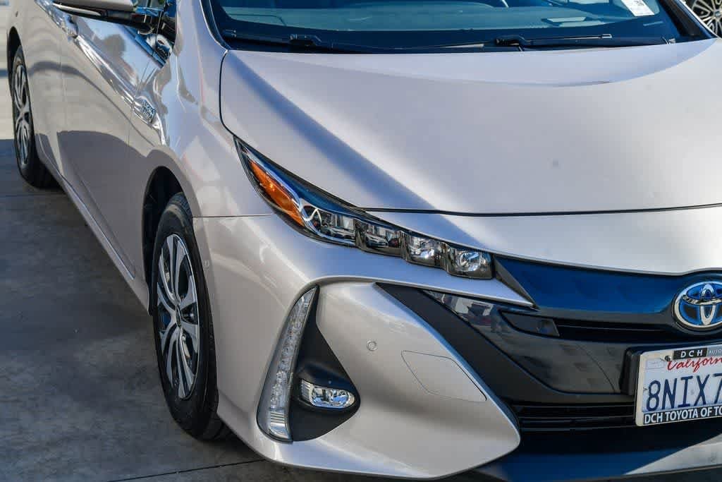 Thumbnail: 2020 Toyota Prius Prime - 4