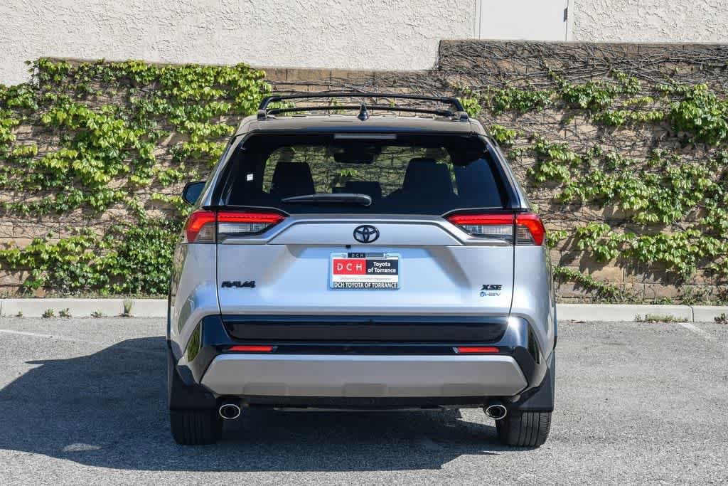 Thumbnail: 2025 Toyota RAV4 - 8