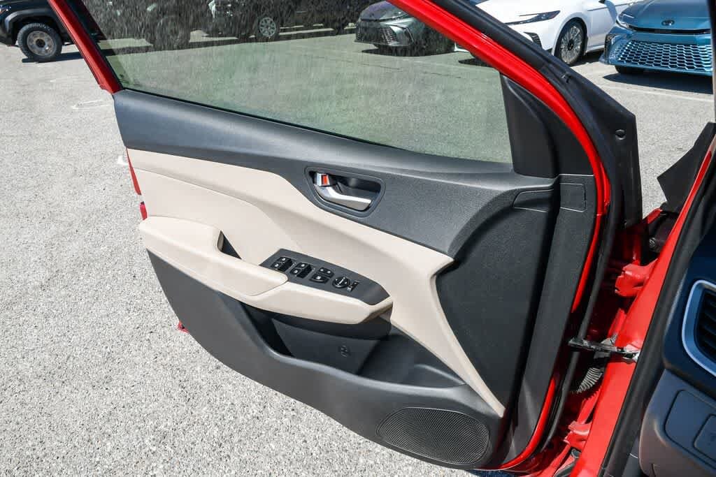Thumbnail: 2022 Hyundai Accent - 24