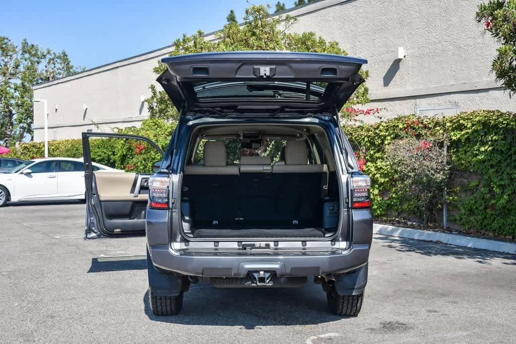 Thumbnail: 2023 Toyota 4Runner - 27