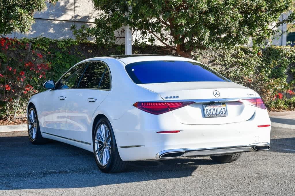 Thumbnail: 2021 Mercedes-Benz S-Class - 10