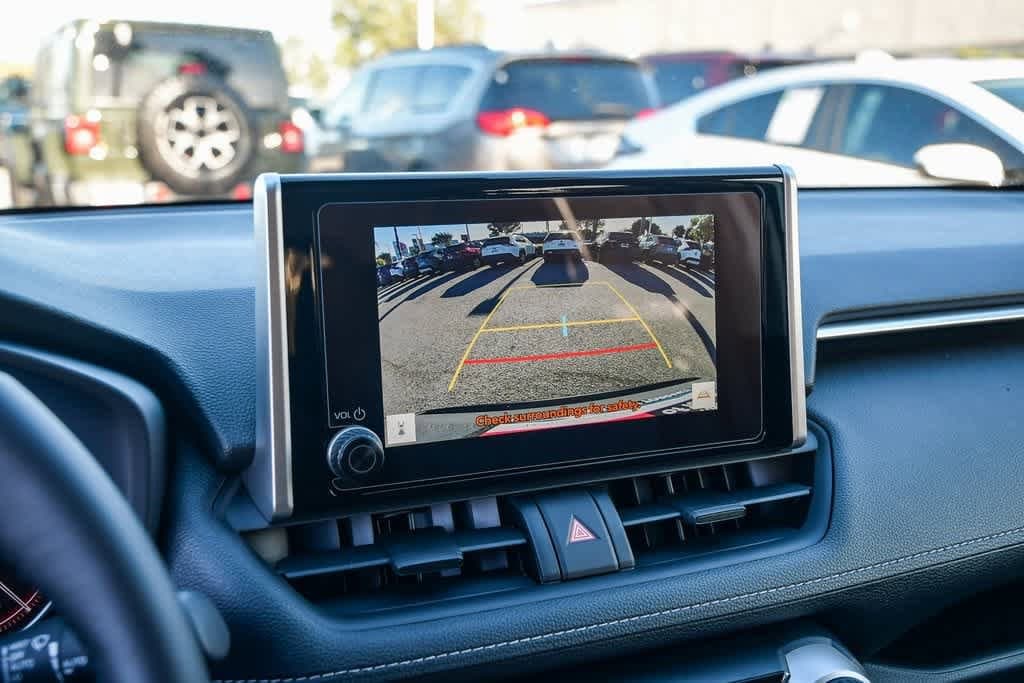 Thumbnail: 2025 Toyota RAV4 - 25