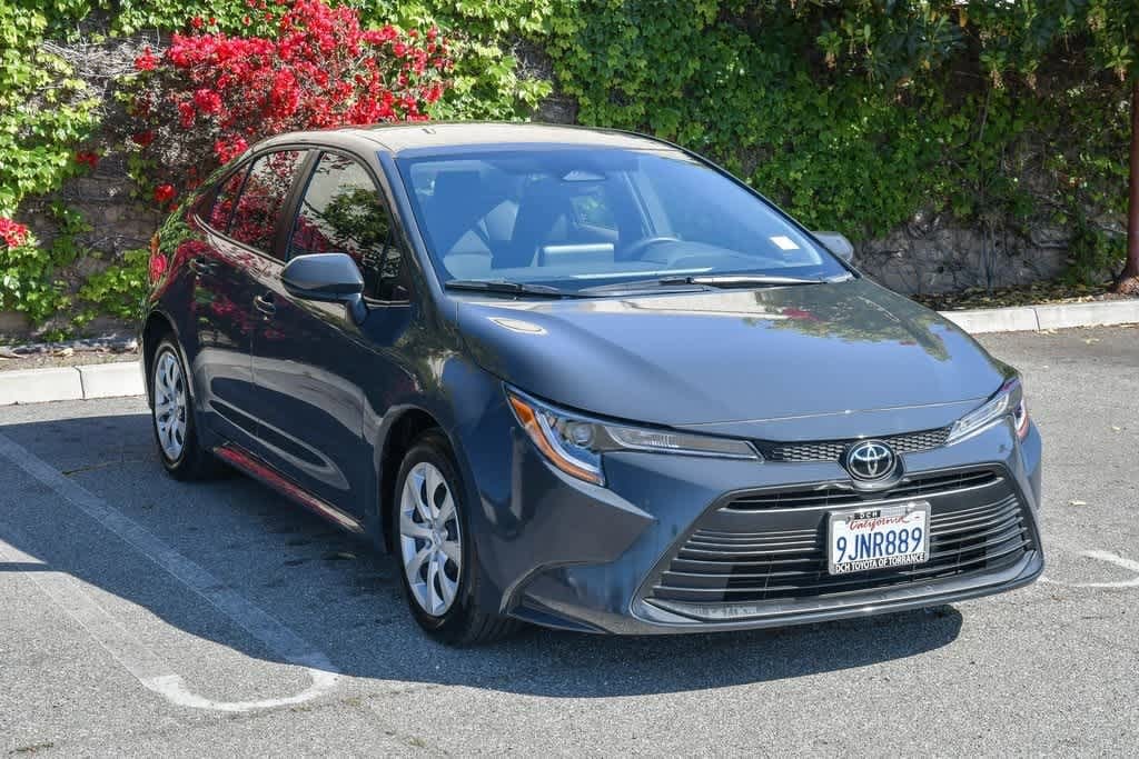 2024 Toyota Corolla LE 3