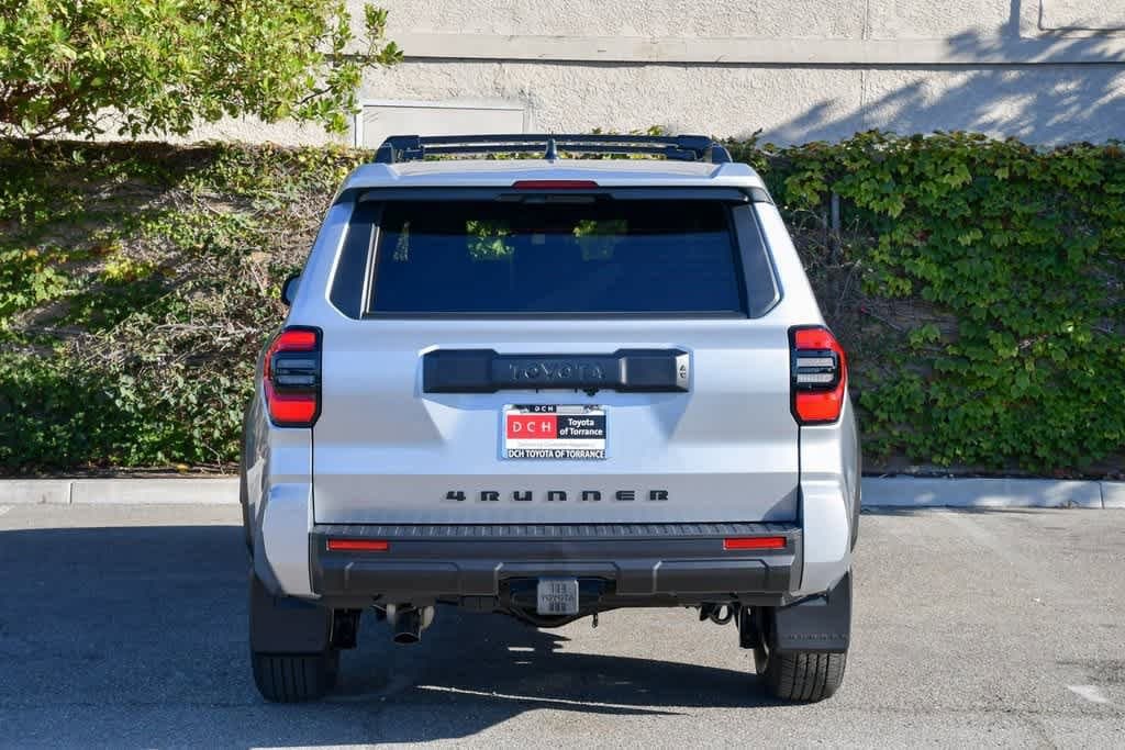 Thumbnail: 2025 Toyota 4Runner - 7