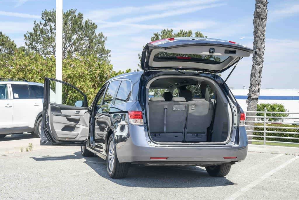 Thumbnail: 2017 Honda Odyssey - 28