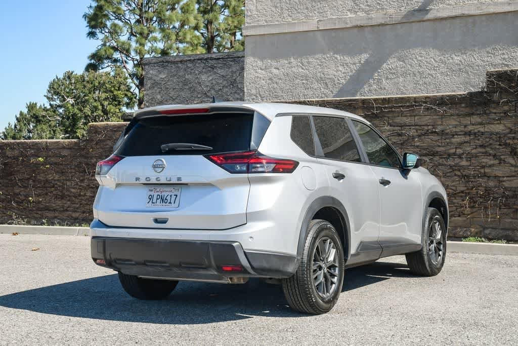 2024 Nissan Rogue S photo 6