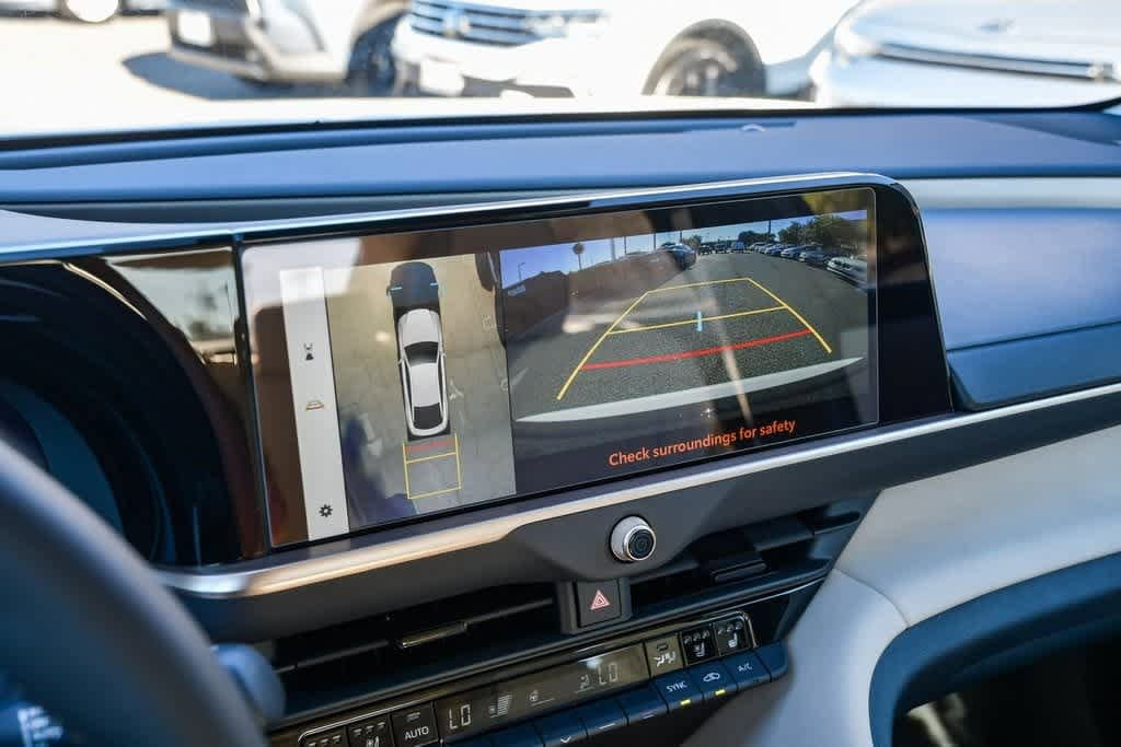 Thumbnail: 2026 Toyota Crown - 25