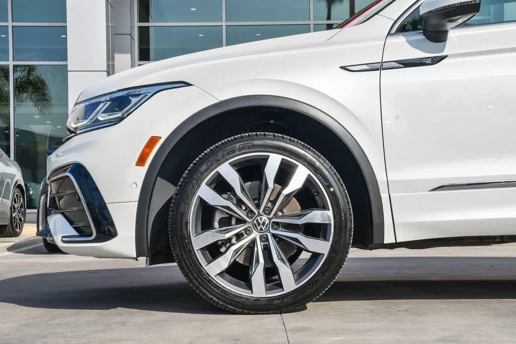 Thumbnail: 2022 Volkswagen Tiguan - 10