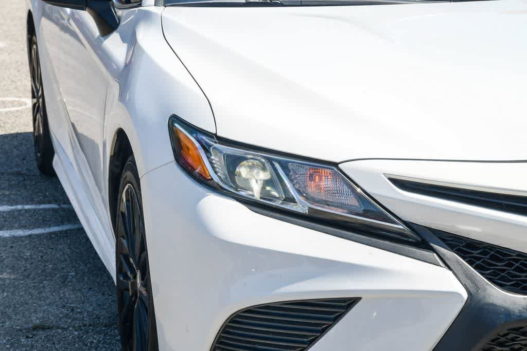 Thumbnail: 2020 Toyota Camry - 4