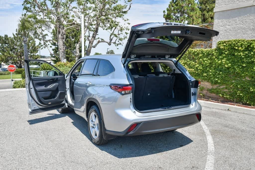 Thumbnail: 2024 Toyota Highlander - 27
