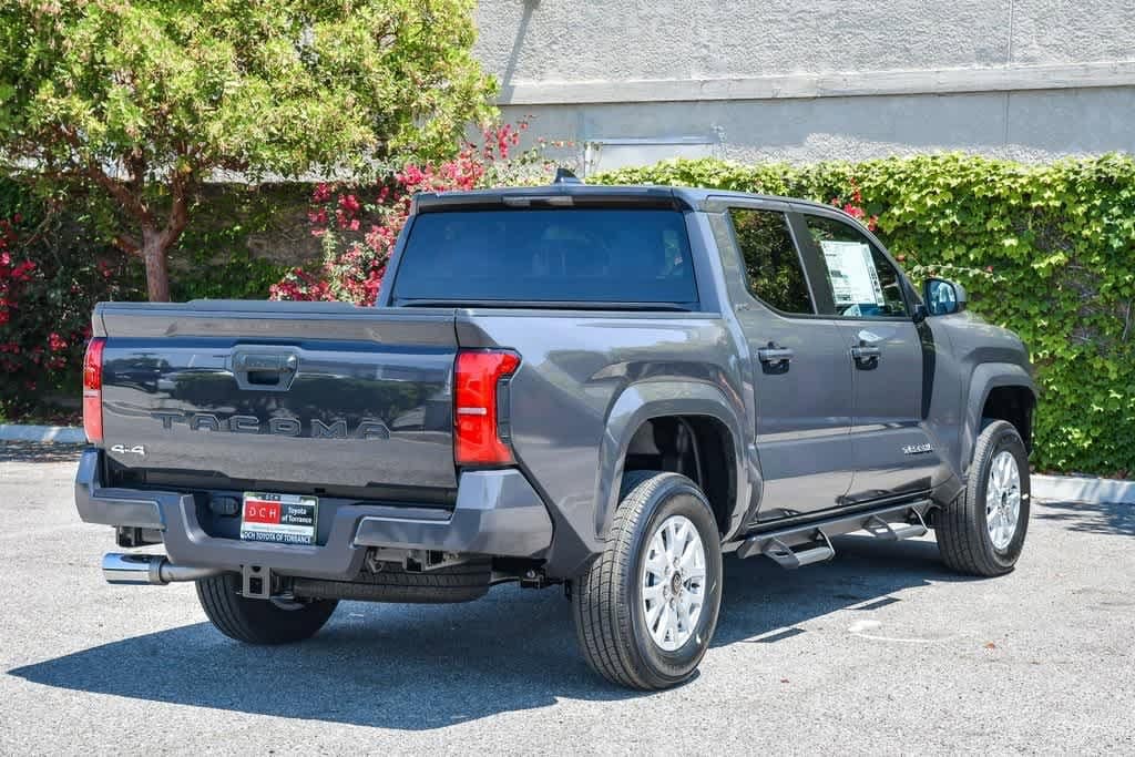 Thumbnail: 2025 Toyota Tacoma - 6