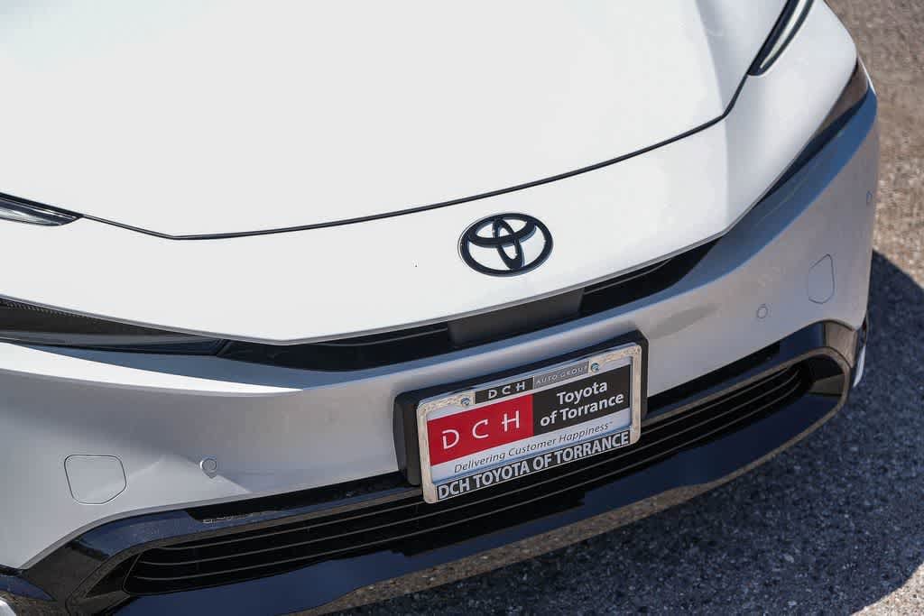 Thumbnail: 2026 Toyota Prius - 5