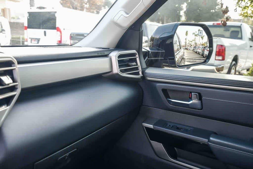 Thumbnail: 2023 Toyota Sequoia - 27