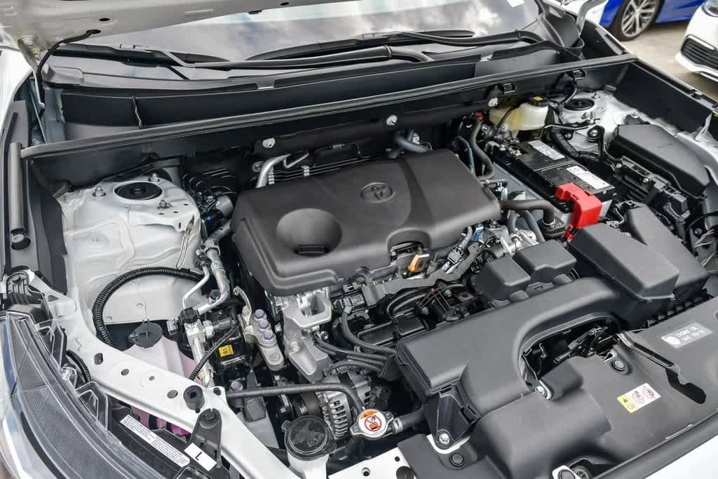 Thumbnail: 2025 Toyota RAV4 - 29