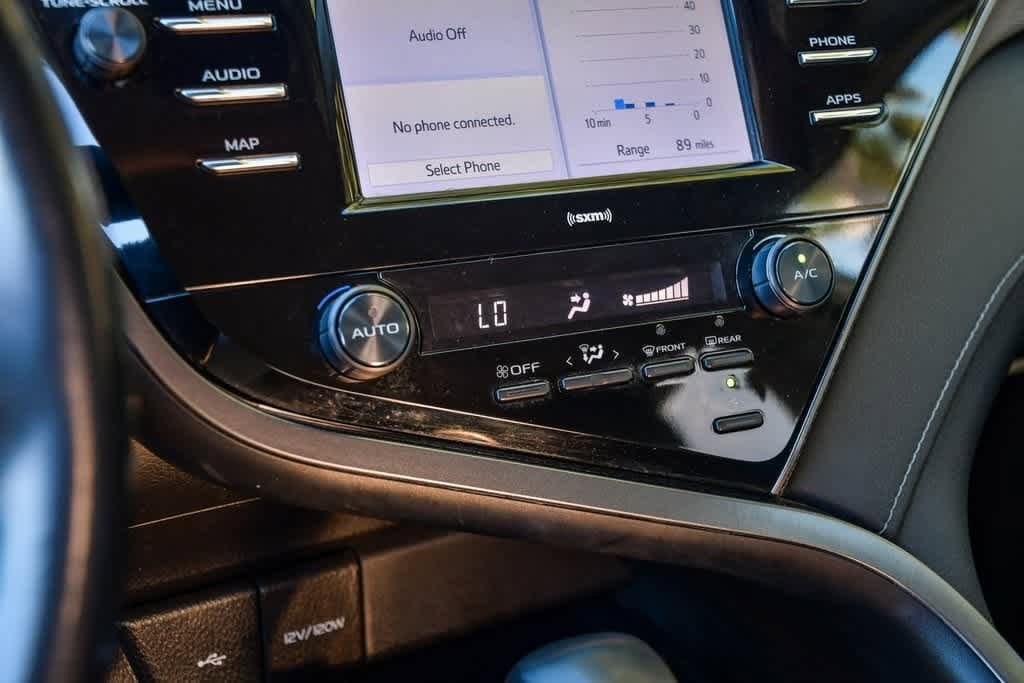 Thumbnail: 2020 Toyota Camry - 23