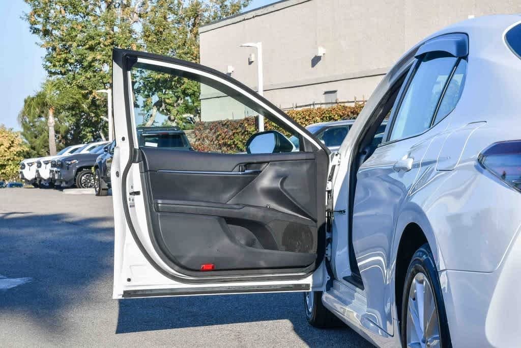 Thumbnail: 2024 Toyota Camry - 19