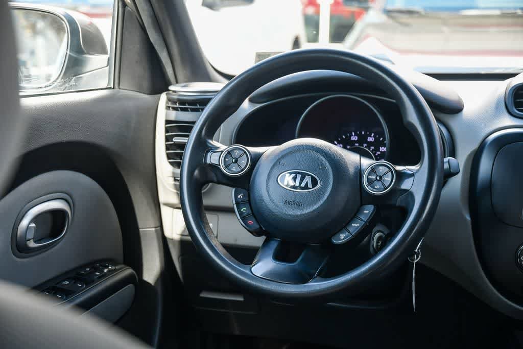 Thumbnail: 2016 Kia Soul - 12