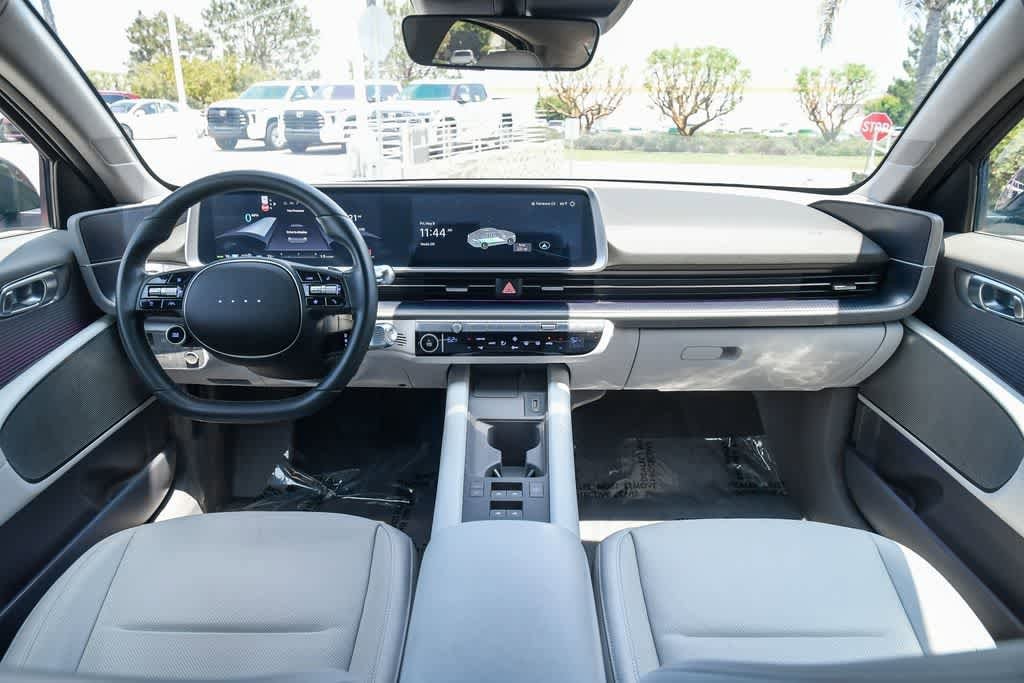 Thumbnail: 2023 Hyundai Ioniq 6 - 12