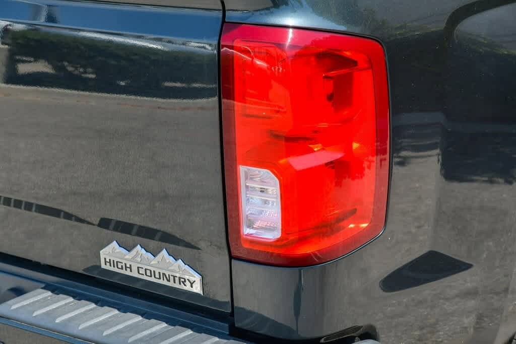 Thumbnail: 2017 Chevrolet Silverado 1500 - 13