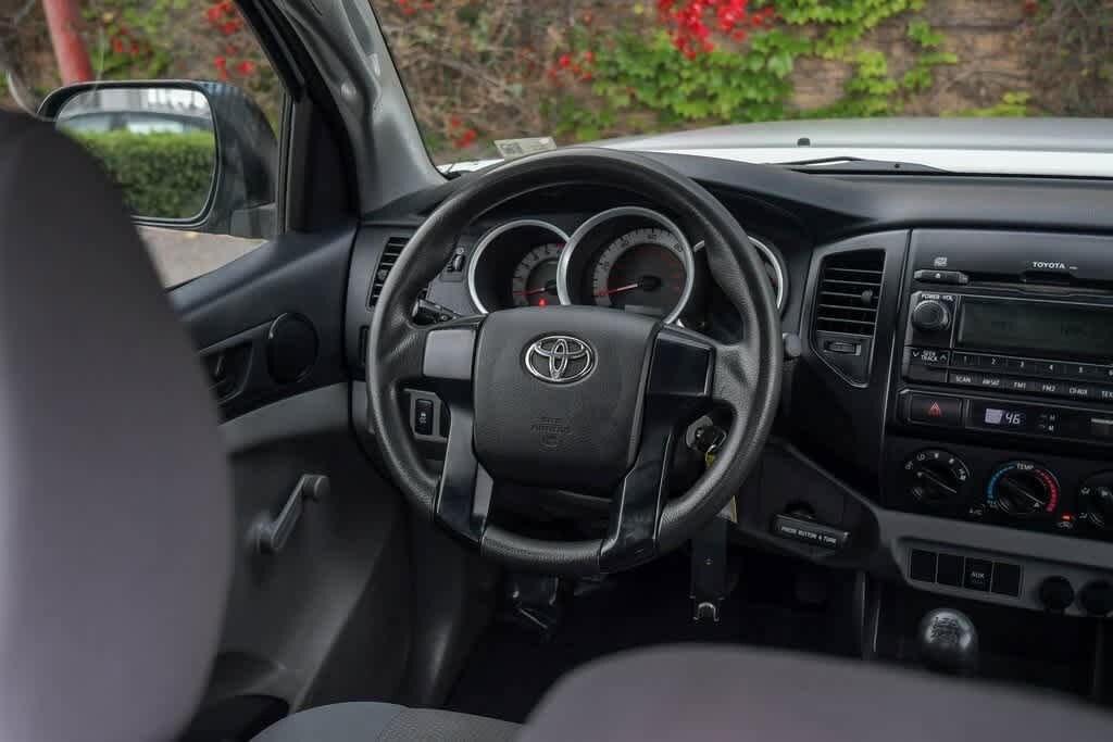 2012 Toyota Tacoma Base 12