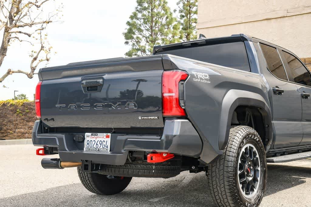 2025 Toyota Tacoma Hybrid TRD Off Road photo 5