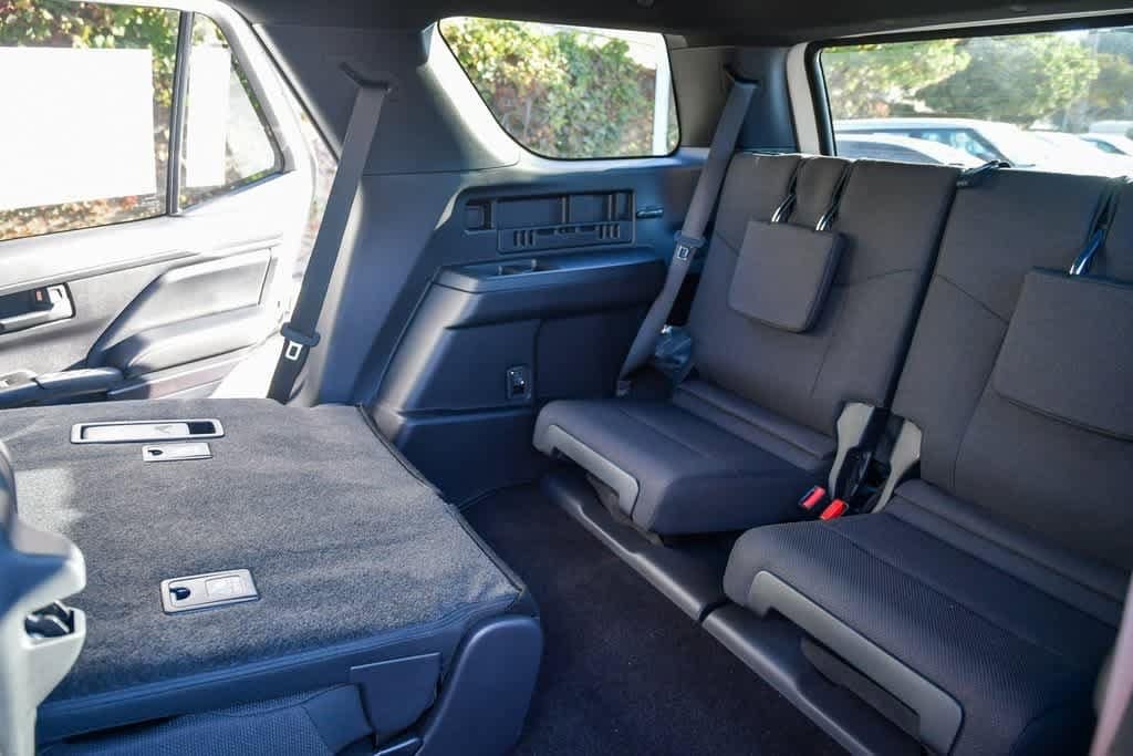 Thumbnail: 2025 Toyota 4Runner - 28