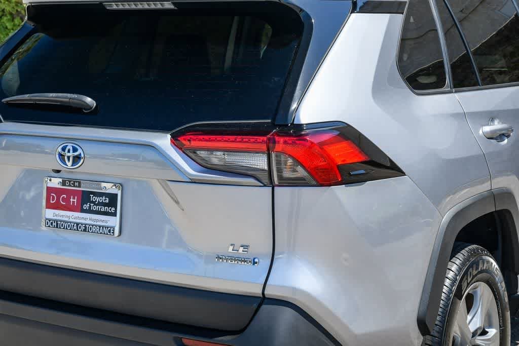 Thumbnail: 2023 Toyota RAV4 - 9