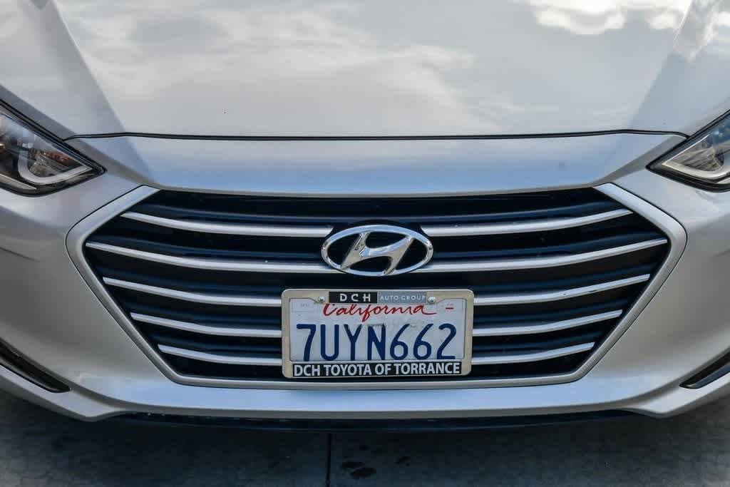 Thumbnail: 2017 Hyundai Elantra - 5